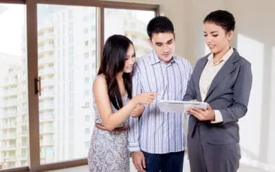 How to Work with a Real Estate Agent When Buying a Home